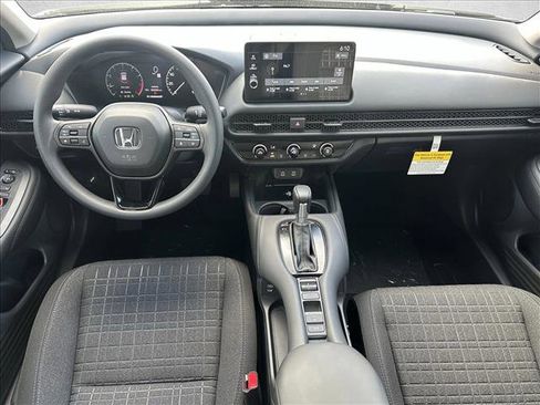New 2026 Honda HR-V LX image 16