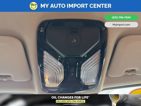 Used 2024 BMW X7 xDrive40i w/ Premium Package image 25