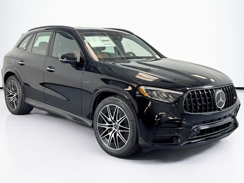 New 2026 Mercedes-Benz GLC 43 AMG 4MATIC image 3