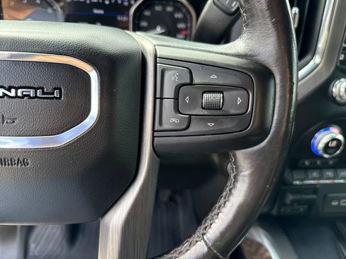 Used 2022 GMC Sierra 2500 Denali w/ Denali Ultimate Package image 18