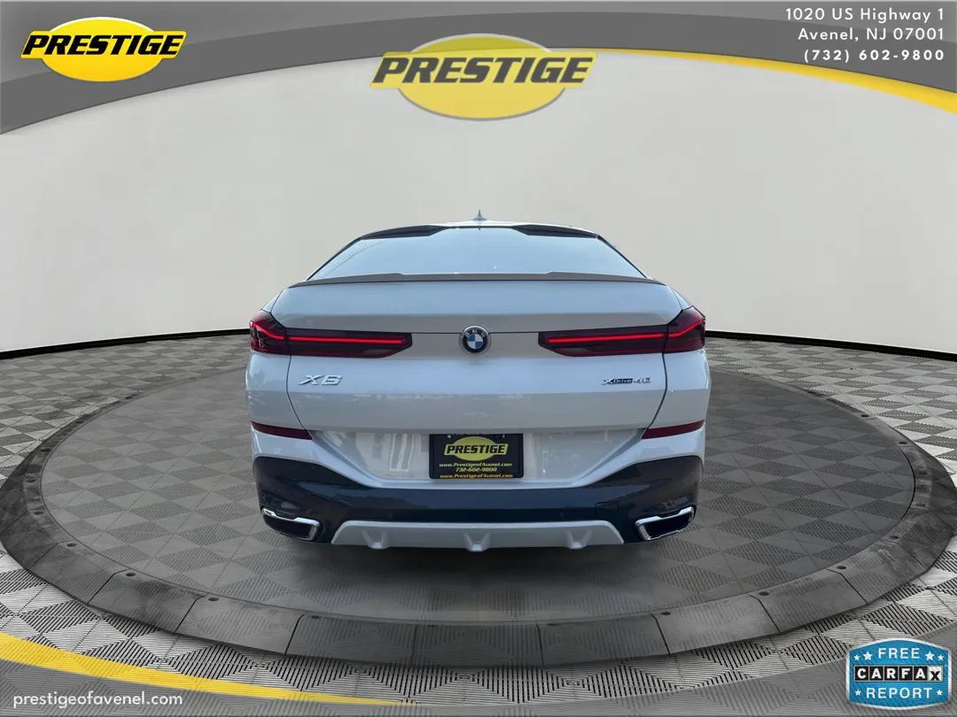 Used 2022 BMW X6 xDrive40i AWD/4WD image 6