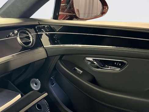 Used 2020 Bentley Continental GT AWD/4WD image 34