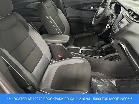 Used 2021 Chevrolet TrailBlazer LS FWD image 22