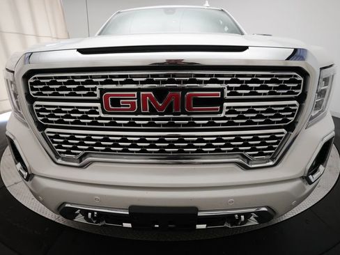 Used 2022 GMC Sierra 1500 Denali w/ Denali Premium Package AWD/4WD image 21