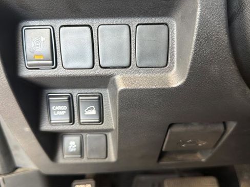 Certified 2022 Nissan Frontier SV w/ Technology Package AWD/4WD image 20