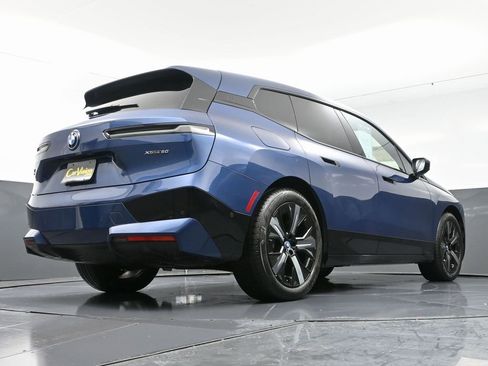 Used 2022 BMW iX xDrive50 w/ Sport Package image 55