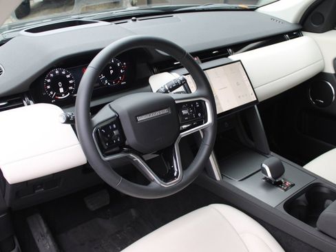 Certified 2025 Land Rover Discovery Sport S image 4