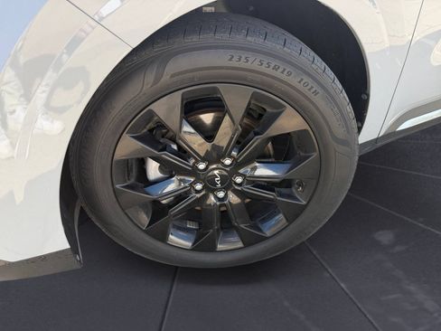 Used 2024 Kia Carnival SX Prestige FWD image 14
