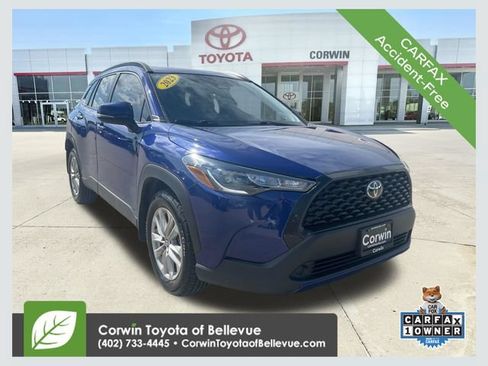 Certified 2023 Toyota Corolla Cross LE w/ Moonroof Package AWD/4WD image 1