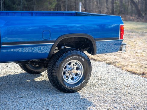 Used 1992 Dodge D/W Truck 250 image 9