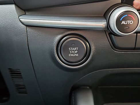 Used 2025 MAZDA MAZDA3 s image 15