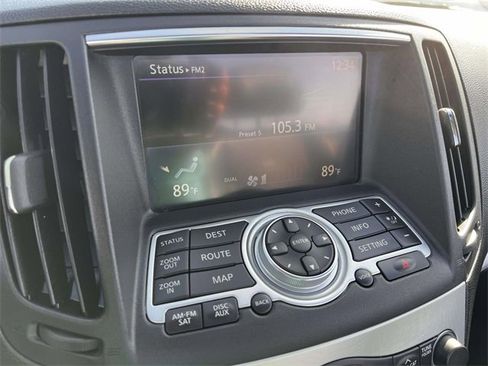Used 2011 INFINITI G37 Sport w/ Premium Pkg image 17
