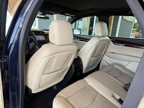Used 2017 Cadillac XT5 Luxury w/ Driver Awareness Package FWD image 49