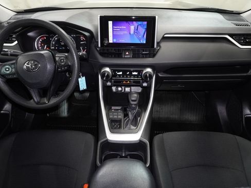 Used 2023 Toyota RAV4 LE AWD/4WD image 16