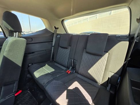 Used 2018 Volkswagen Atlas Launch Edition FWD image 22