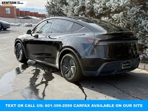 Used 2026 Tesla Model Y Premium image 6
