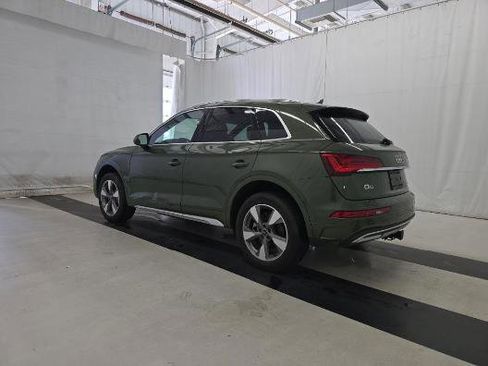 Used 2023 Audi Q5 2.0T Premium w/ Convenience Package AWD/4WD image 4
