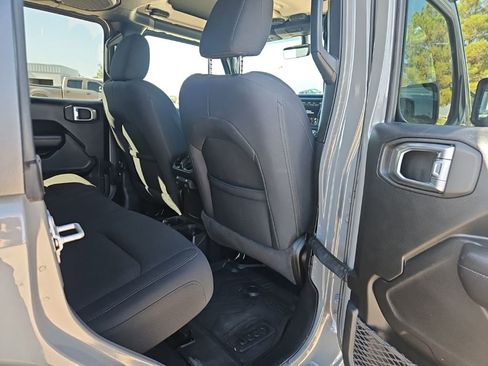 Used 2021 Jeep Wrangler Unlimited Sport AWD/4WD image 26