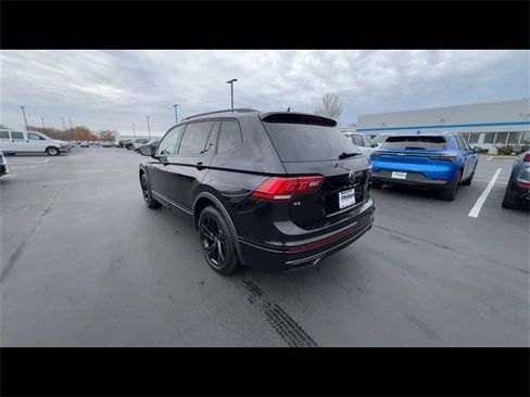 Used 2024 Volkswagen Tiguan SE R-Line image 6