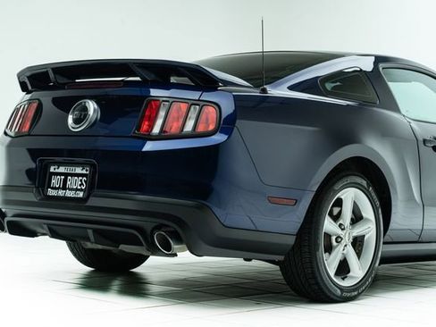 Used 2012 Ford Mustang GT RWD image 14