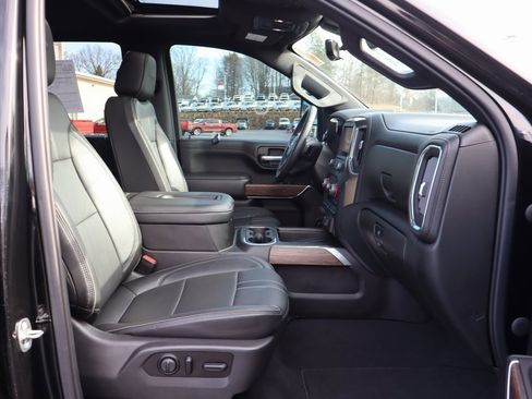 Used 2021 Chevrolet Silverado 2500 High Country w/ Z71 Off-Road Package image 32