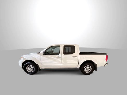 Used 2019 Nissan Frontier SV AWD/4WD image 5