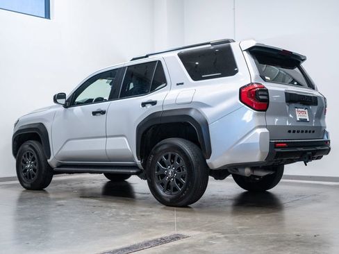 Certified 2025 Toyota 4Runner SR5 AWD/4WD image 7