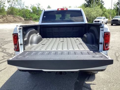 New 2026 RAM 2500 Big Horn AWD/4WD image 17