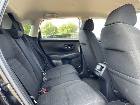 Used 2025 Honda HR-V LX image 26