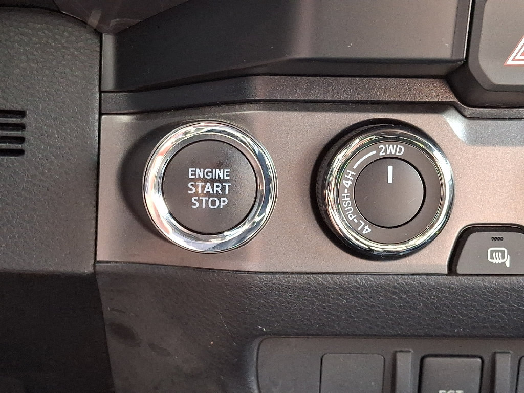 Certified 2020 Toyota Tacoma TRD Sport AWD/4WD image 23