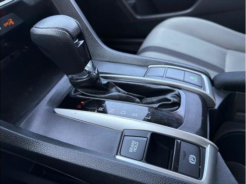 Used 2019 Honda Civic LX image 21
