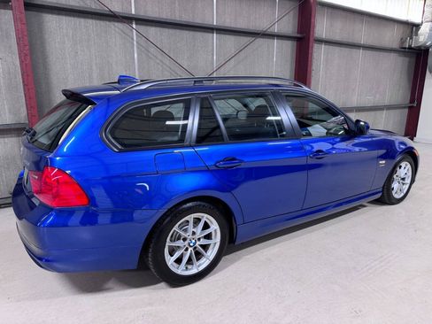 Used 2010 BMW 328i xDrive Wagon AWD/4WD image 31