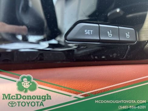 Used 2024 Kia Carnival SX image 15