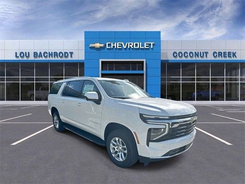 New 2026 Chevrolet Suburban LS image 2