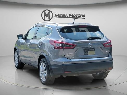 Used 2021 Nissan Rogue Sport SV FWD image 5