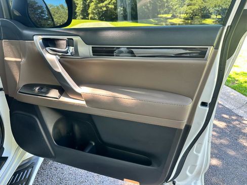 Used 2023 Lexus GX 460 Premium AWD/4WD image 30