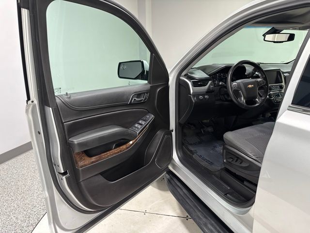 Used 2018 Chevrolet Tahoe LS w/ Skid Plate Package AWD/4WD image 11