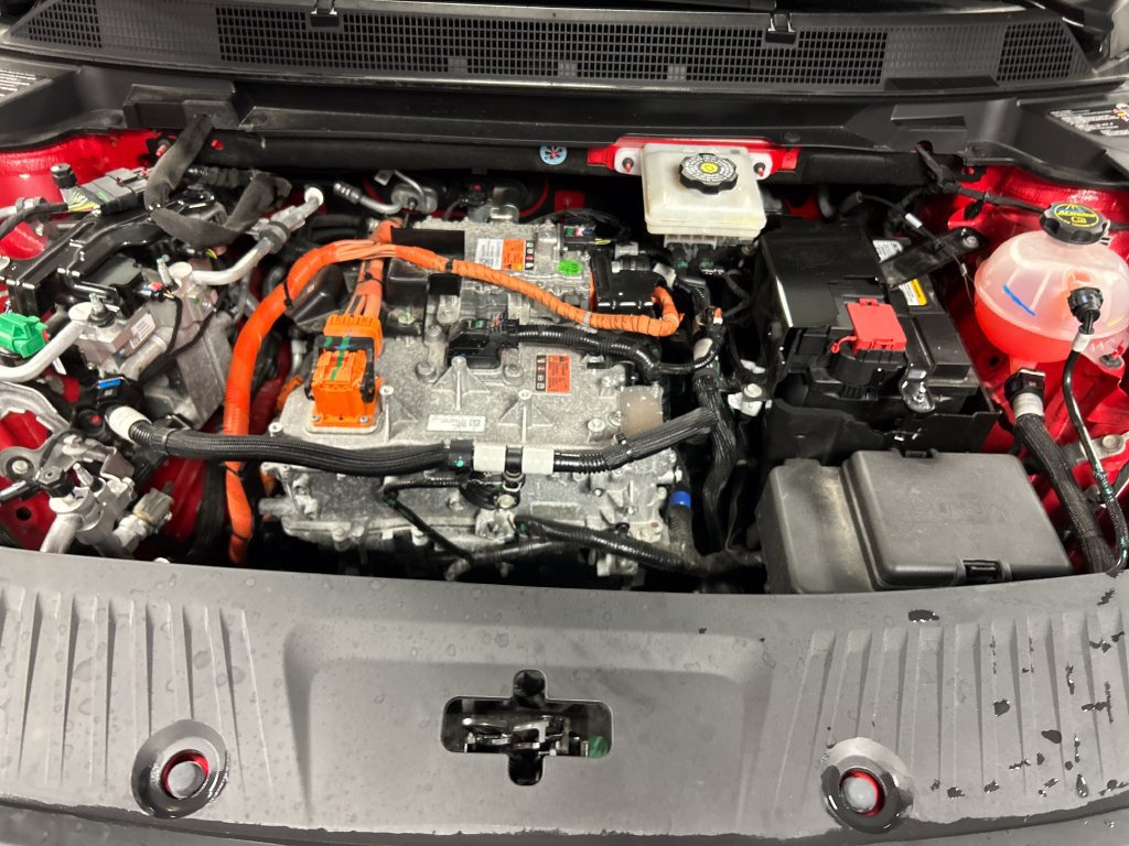 Used 2024 Chevrolet Equinox EV RS FWD image 25