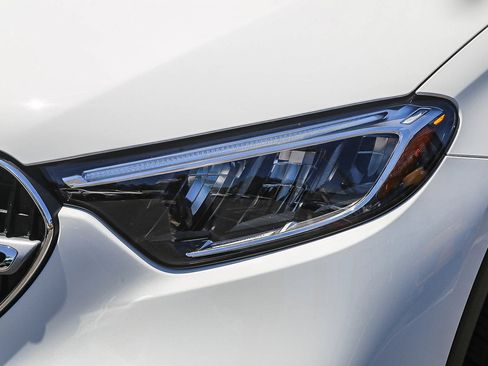 Certified 2026 Mercedes-Benz GLC 300 image 7