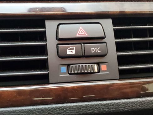 Used 2011 BMW 328i Sedan image 28