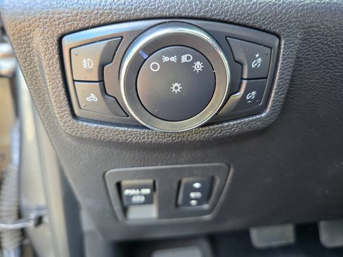 Used 2016 Ford F150 Lariat AWD/4WD image 15