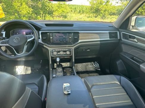 Used 2022 Volkswagen Atlas SEL AWD/4WD image 16