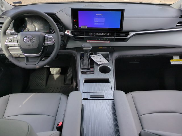 New 2026 Toyota Sienna XLE AWD/4WD image 15