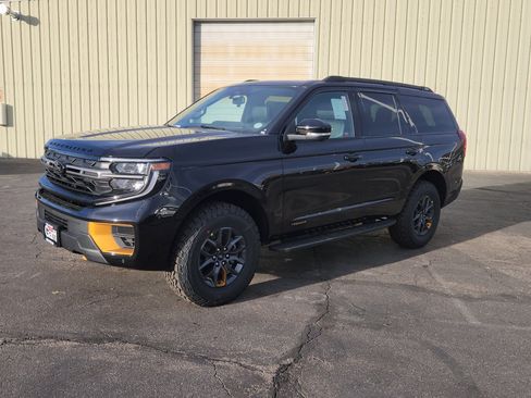 New 2025 Ford Expedition Tremor image 3