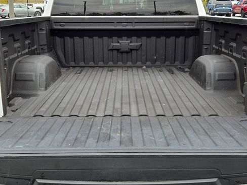 Used 2023 Chevrolet Silverado 1500 LTZ image 14