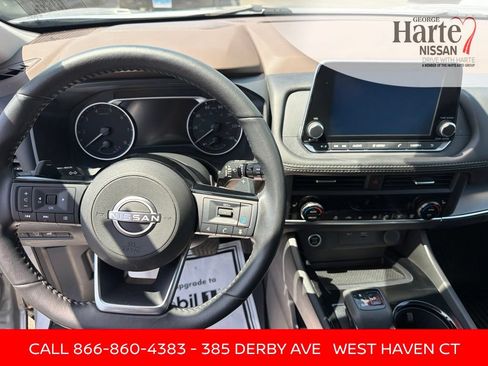 Certified 2023 Nissan Rogue SV w/ SV Premium B Package AWD/4WD image 13