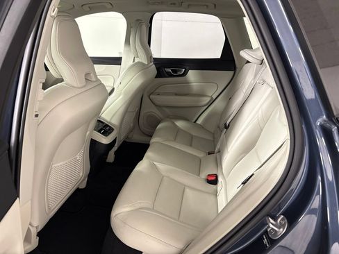 Used 2025 Volvo XC60 B5 Ultra AWD/4WD image 24