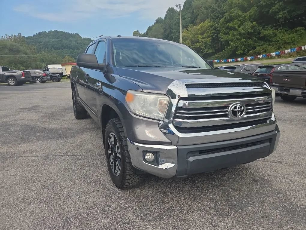Used 2017 Toyota Tundra SR5 AWD/4WD image 3