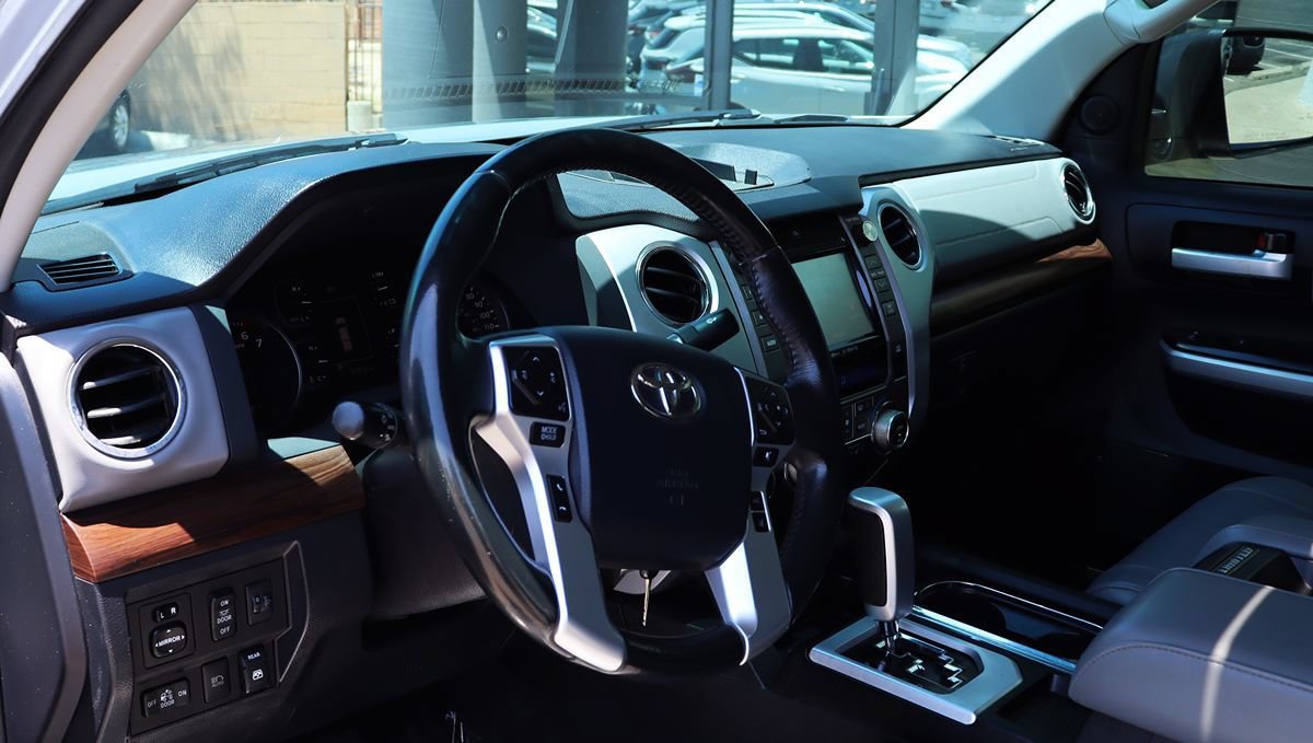 Used 2018 Toyota Tundra Limited w/ Limited Premium Package AWD/4WD image 37