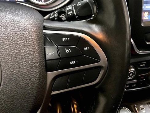 Used 2021 Jeep Cherokee Latitude Lux w/ Comfort/Convenience Group image 22